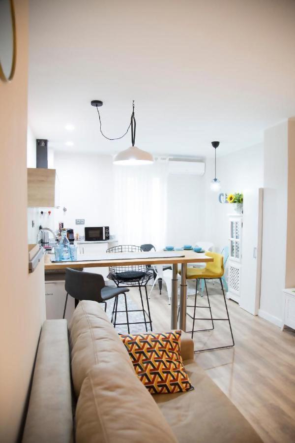 Apartamenticos Studio 39 Zaragoza Dış mekan fotoğraf
