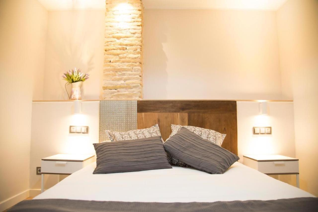 Apartamenticos Studio 39 Zaragoza Dış mekan fotoğraf
